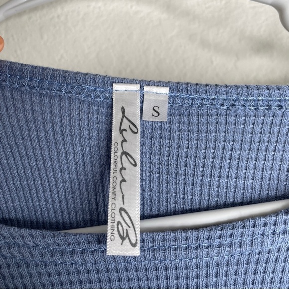 Lulu B Blue Waffle Knit Long Sleeve Top With Pockets - Picture 5 of 5